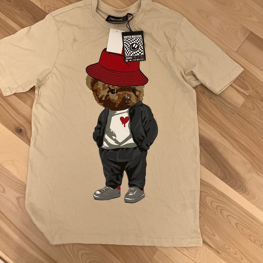 Super massive teddy bear t shirt